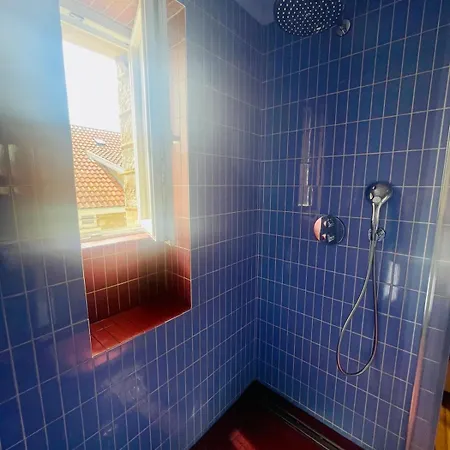 Appartamento Bel Appartement, 5 Pers - 2 Chambres, Centre-ville, Plage, Halles, Spot De Surf à Pied *